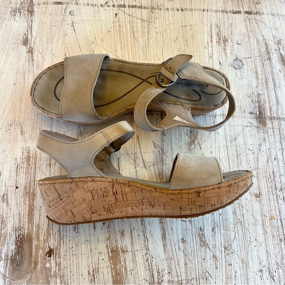 Eddie Bauer sandals Women’s Kara Ankle Strap Leather Wedge Heel Buckle - Picture 1 of 7